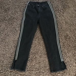 CARMAR BLACK ZIP JEANS